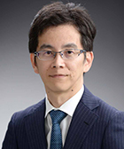 井上　俊洋